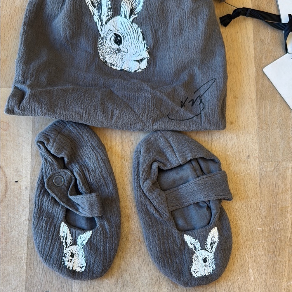 Victoria Beckham Gray Bunny Hat and Booties Set